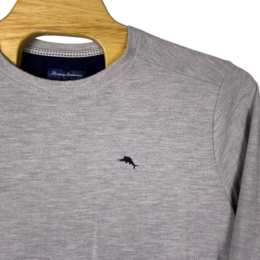 Tommy Bahama Mens XL Gray Long Sleeve Crew Neck Pullover Shirt Rayon Wicking